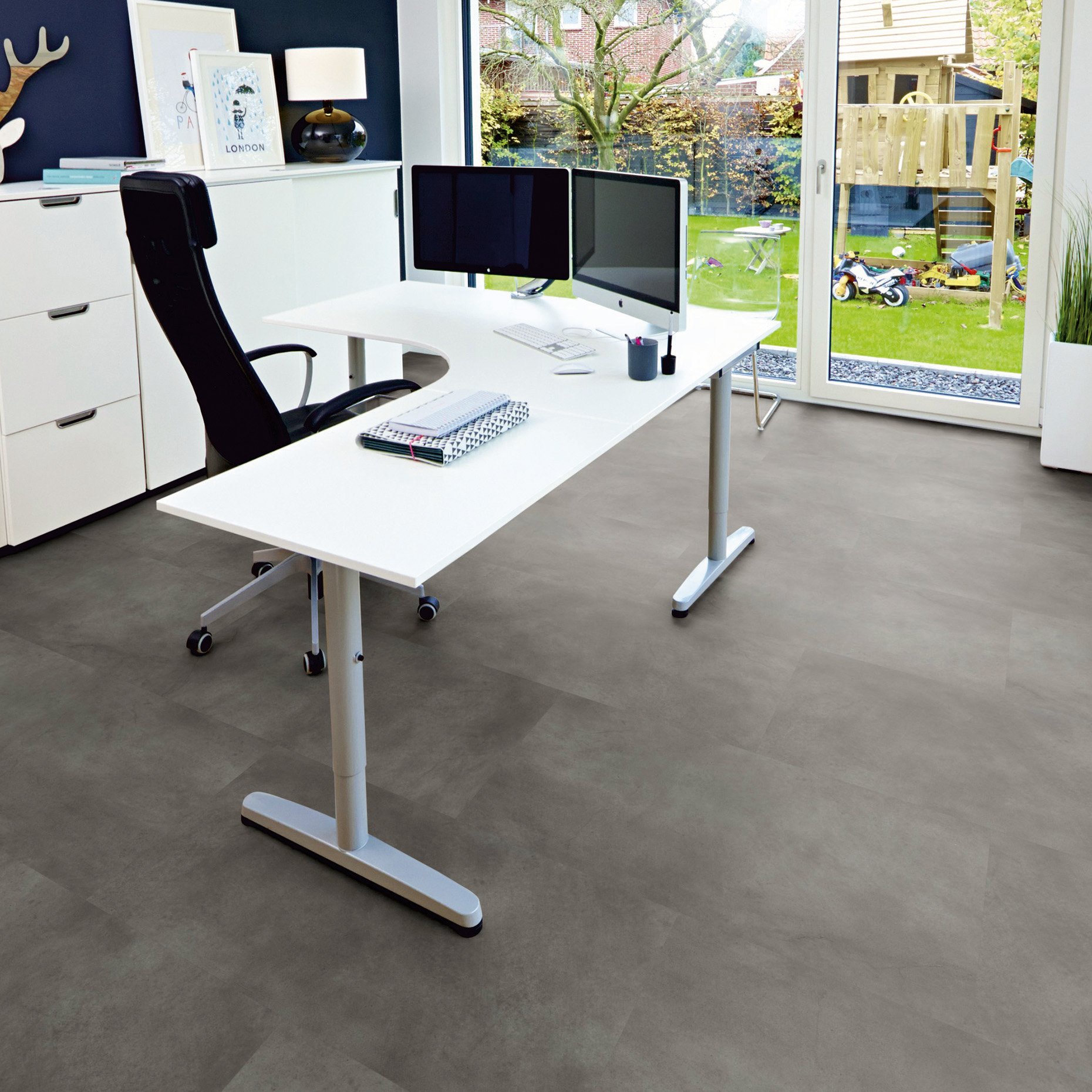 821056 Stein Iraklio